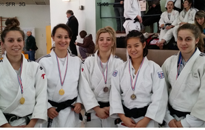 54bcca60083ef_SeniorsF.png